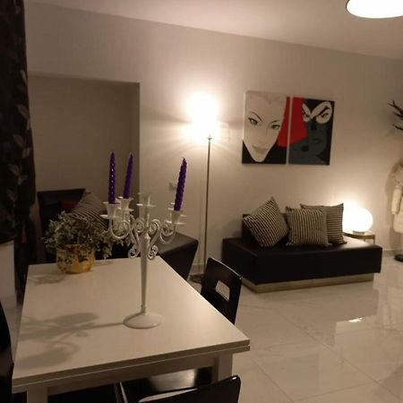 Violet Apartment Como Exterior foto