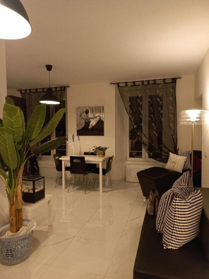 Violet Apartment Como Exterior foto